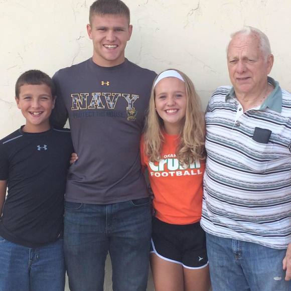 Meet your Posher, Lori - Picture 1 of 1